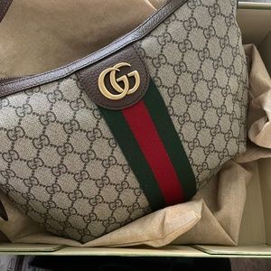 Brand new authentic GUCCI crossbody